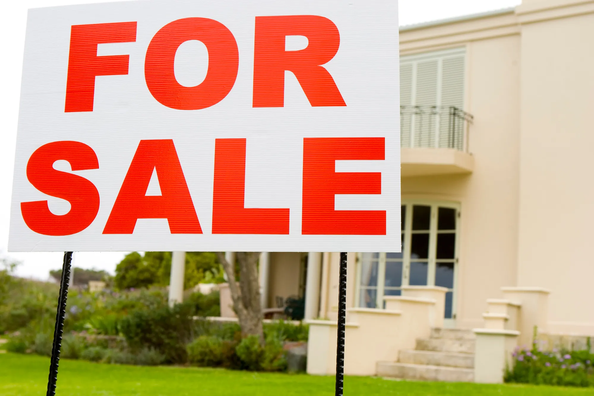Discover why property for sale in UAE Dubai offers unmatched lifestyle and investment benefits. Learn where to buy and how to invest smartly.
