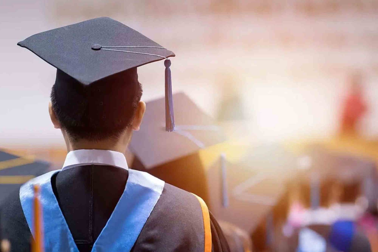 متطلبات المنحة الدراسية في جامعة اسطنبول ميديبول